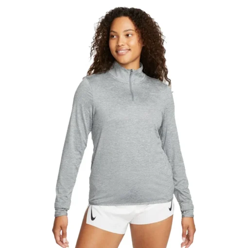 Nike Dri-FIT Swift Element UV Maglia con mezza zip da donna - HO23